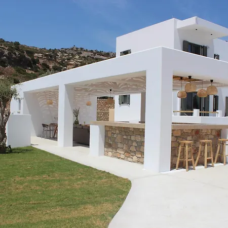 Elaia Villa *