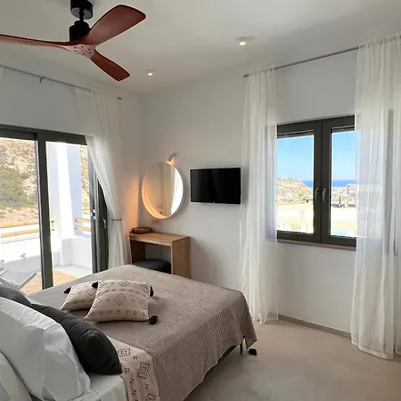 Elaia Villa