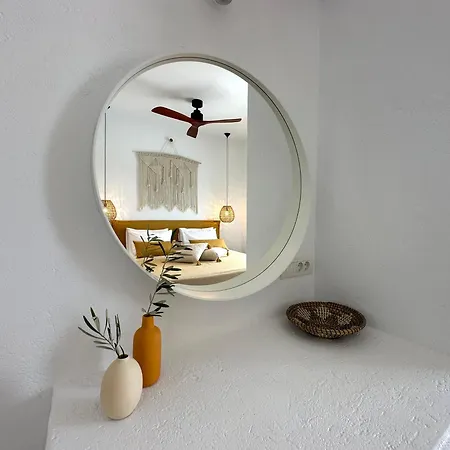 Elaia Villa *