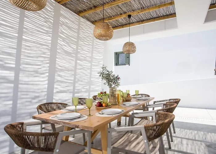 Elaia 빌라 아판토우